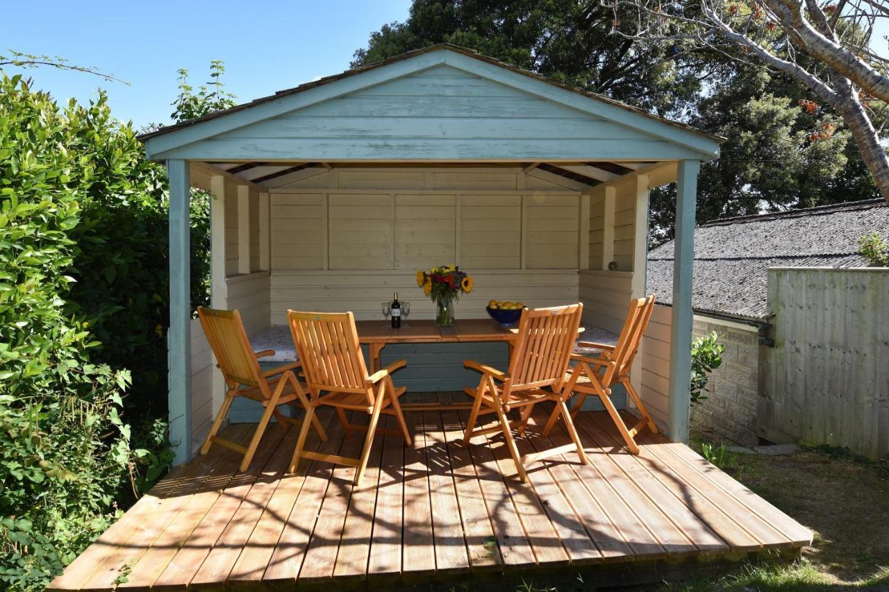 Arden Villa, Sleeps 8, Moments From The Golden Sandy Beach Of Ryde Ryde  Bagian luar foto