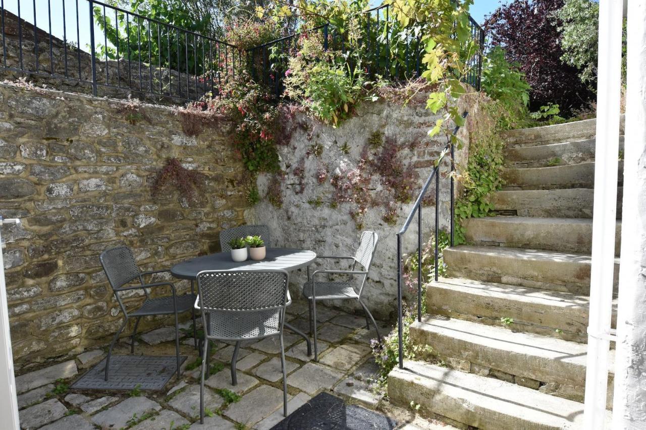 Arden Villa, Sleeps 8, Moments From The Golden Sandy Beach Of Ryde Ryde  Bagian luar foto