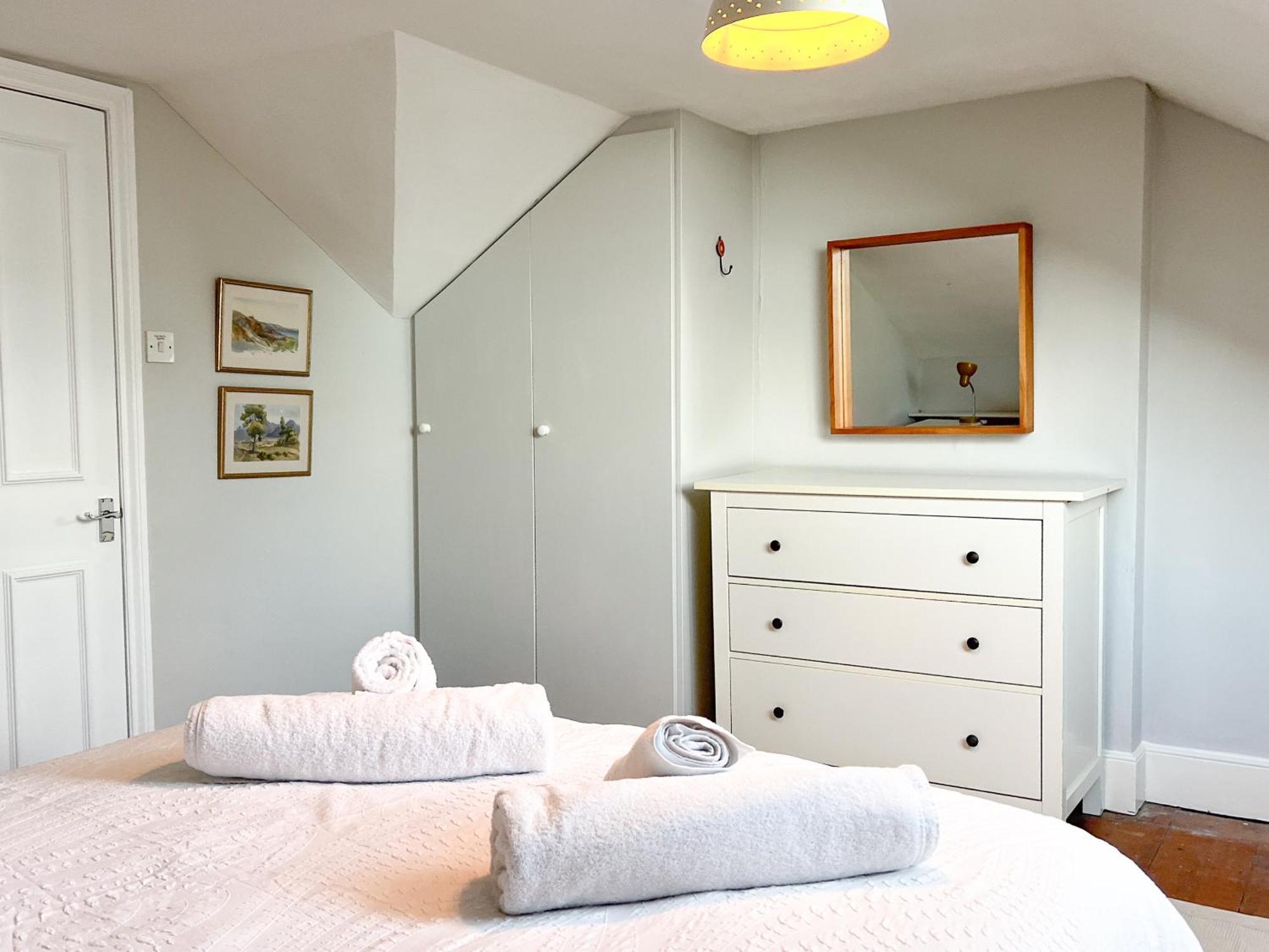 Arden Villa, Sleeps 8, Moments From The Golden Sandy Beach Of Ryde Ryde  Bagian luar foto