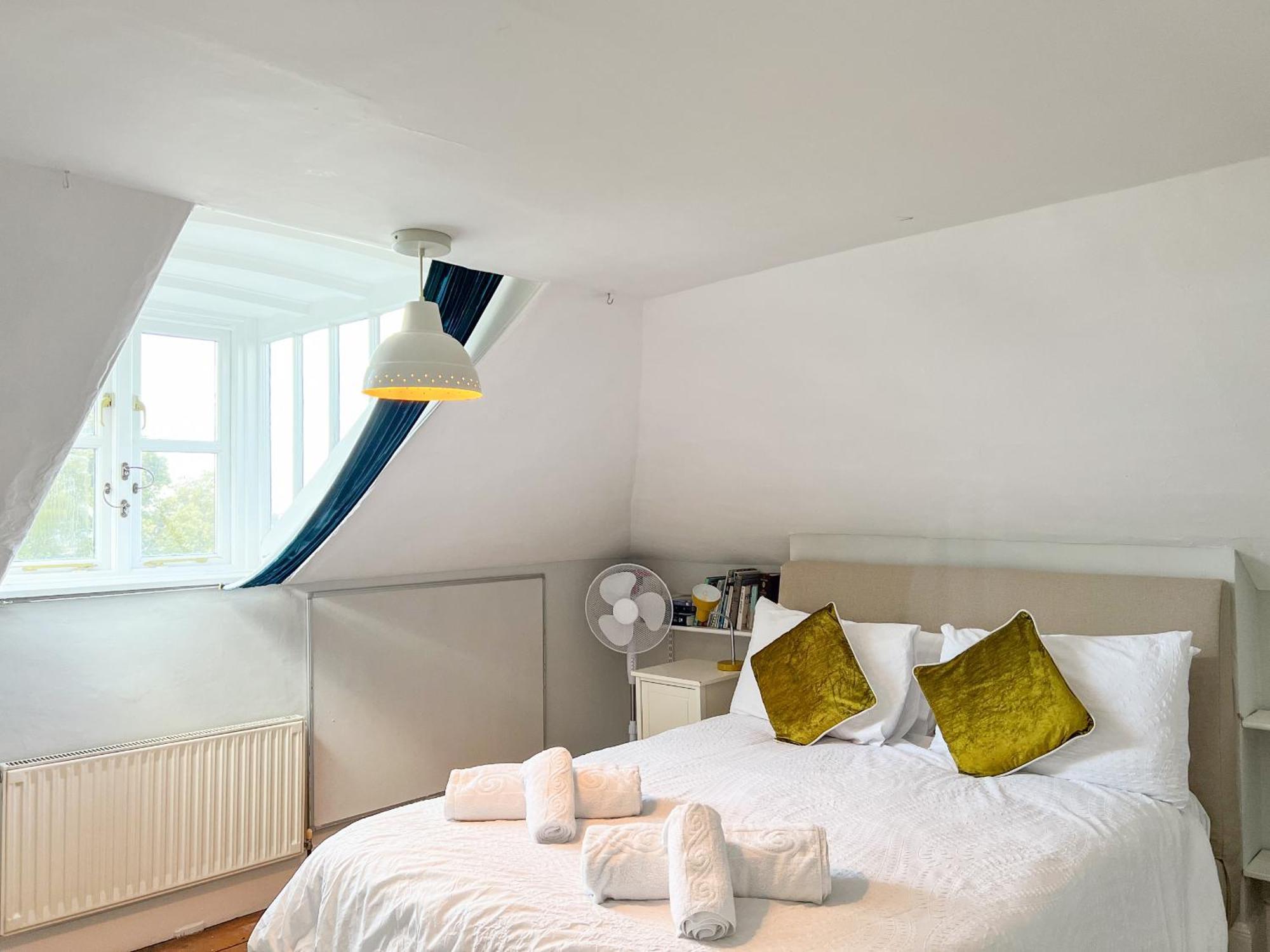 Arden Villa, Sleeps 8, Moments From The Golden Sandy Beach Of Ryde Ryde  Bagian luar foto